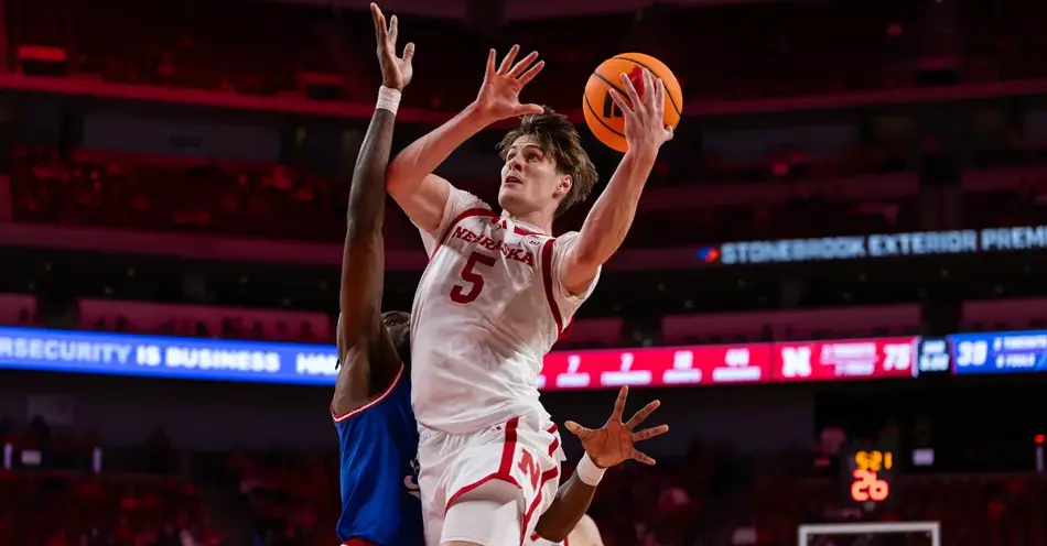 Huskers Race Past Wolves in Season Opener